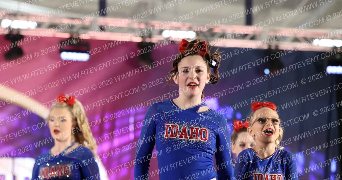 Idaho Cheer Sapphires · Cheer Power Holiday Showdown Roseville