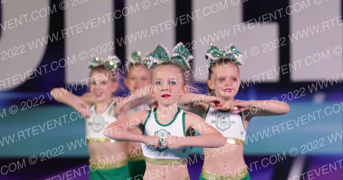 Masters City Cheer Roses · CHEERSPORTCartersvilleClassic