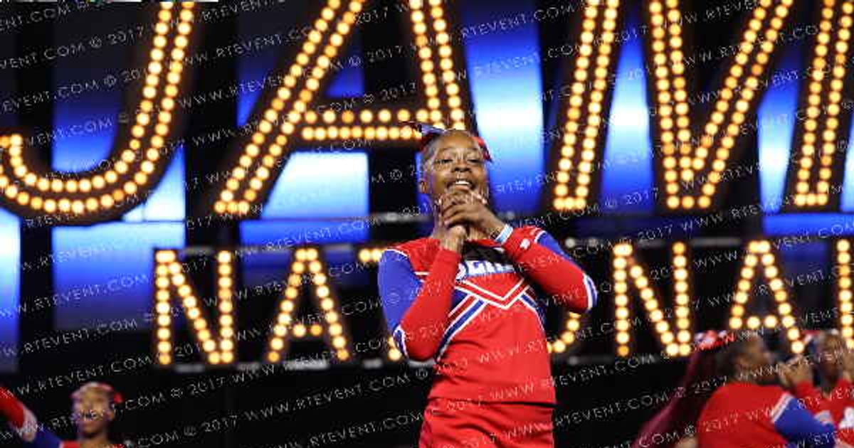 SERRA HIGH SCHOOL · SCHOOL CHEER NATIONALS