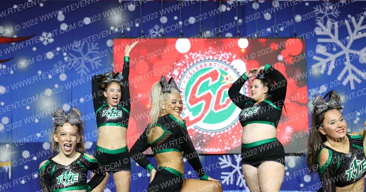 Thunder Extreme Flash · Spirit Celebration Christmas Grand Nationals