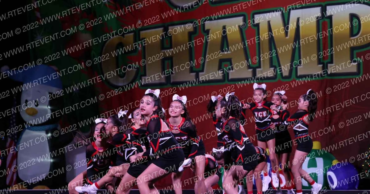 Valley Cheer Elite Wildfire · Cheer Power Holiday Showdown Houston DIDII