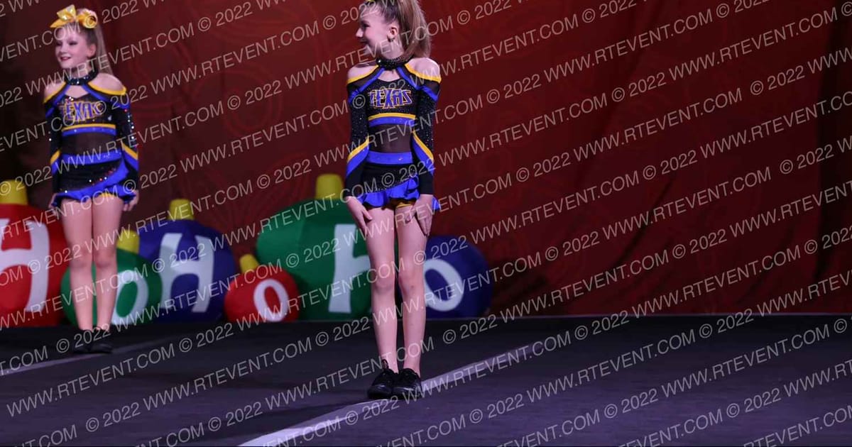 Texas Empire Divine Dynasty · Cheer Power Holiday Showdown Houston DIDII