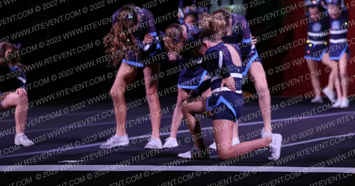 Hill Country Elite Cheer Flyers · Cheer Power Holiday Showdown Houston DIDII