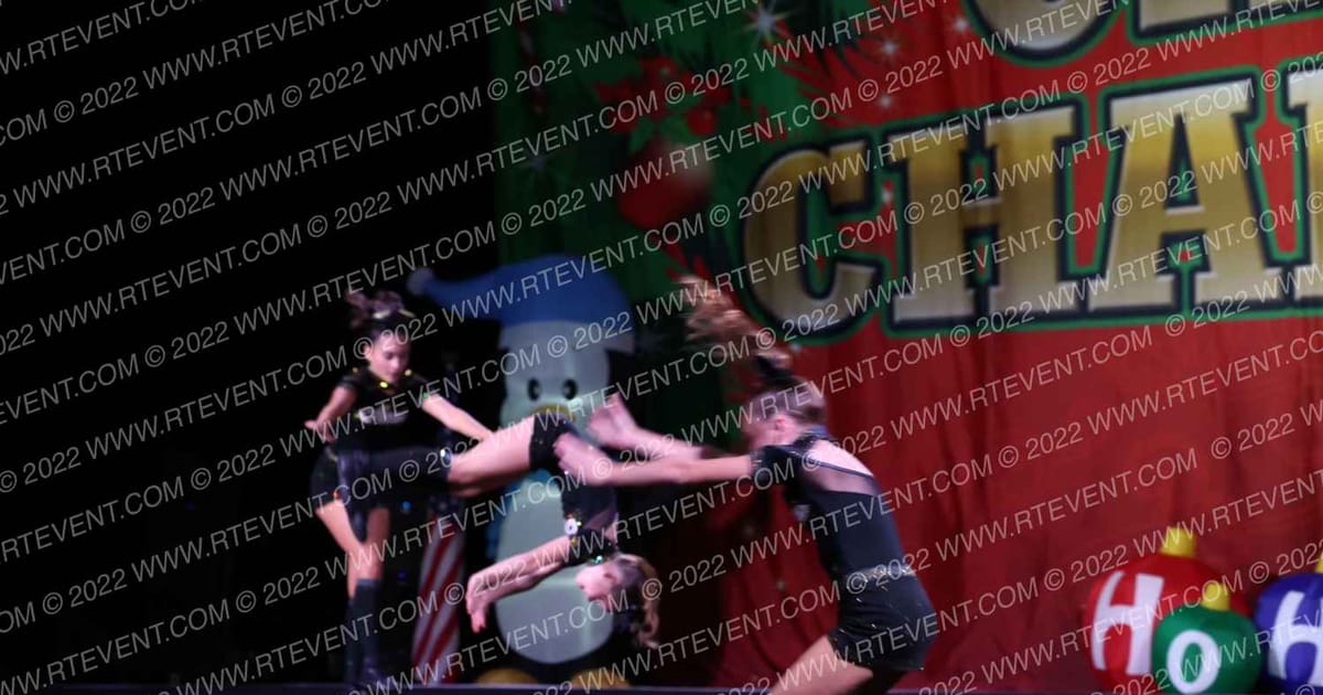 Texas Aces Athletics Queen of Hearts · Cheer Power Holiday Showdown Houston DIDII