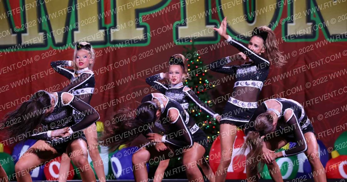 Prodigy All Stars Moonlight · Cheer Power Holiday Showdown Houston DIDII
