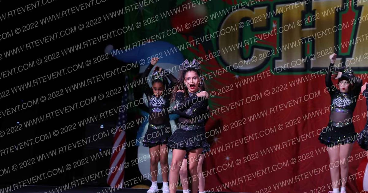 South Austin Elite Cheer Fangs · Cheer Power Holiday Showdown Houston DIDII