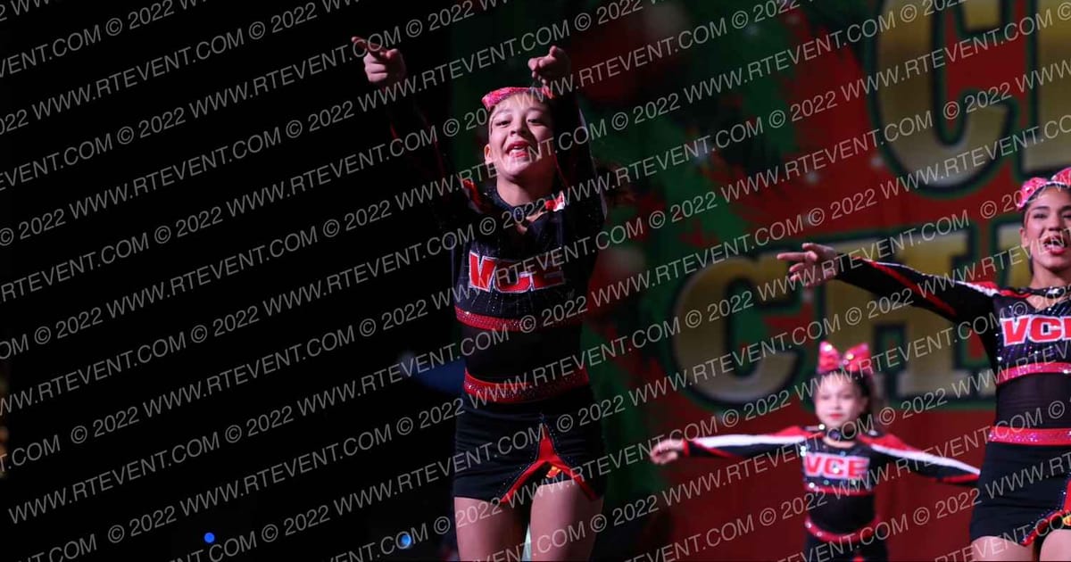 Valley Cheer Elite Fire Queens · Cheer Power Holiday Showdown Houston DIDII