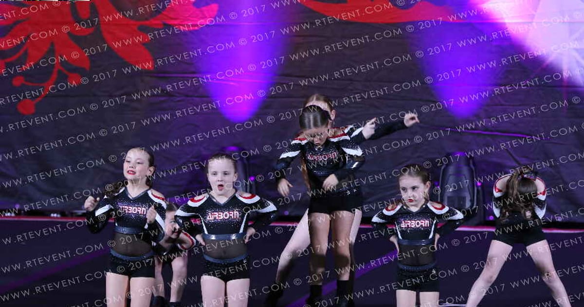 Airborn Allstars Pretty Angels · Heart of London University Nationals
