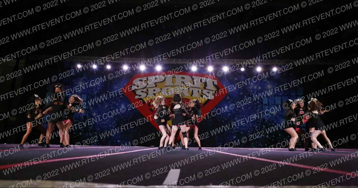 Elite All Stars SHOWSTOPPERS · Spirit Sports Worcester Nationals DIDII