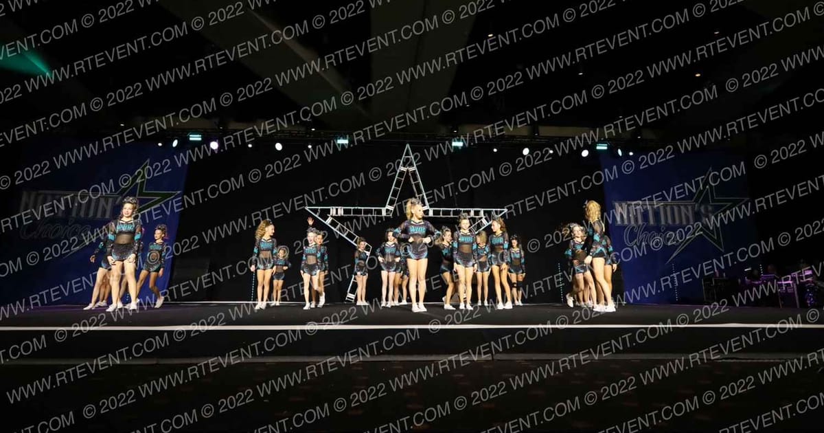 WIDC Snow Queens · Nations Choice Cheer Grand Nationals
