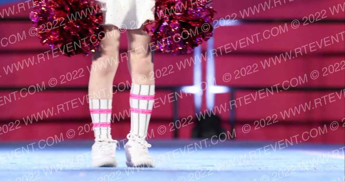 World Cheer Elite Copperhead Cuties · Aloha Gatlinburg Showdown DIDII