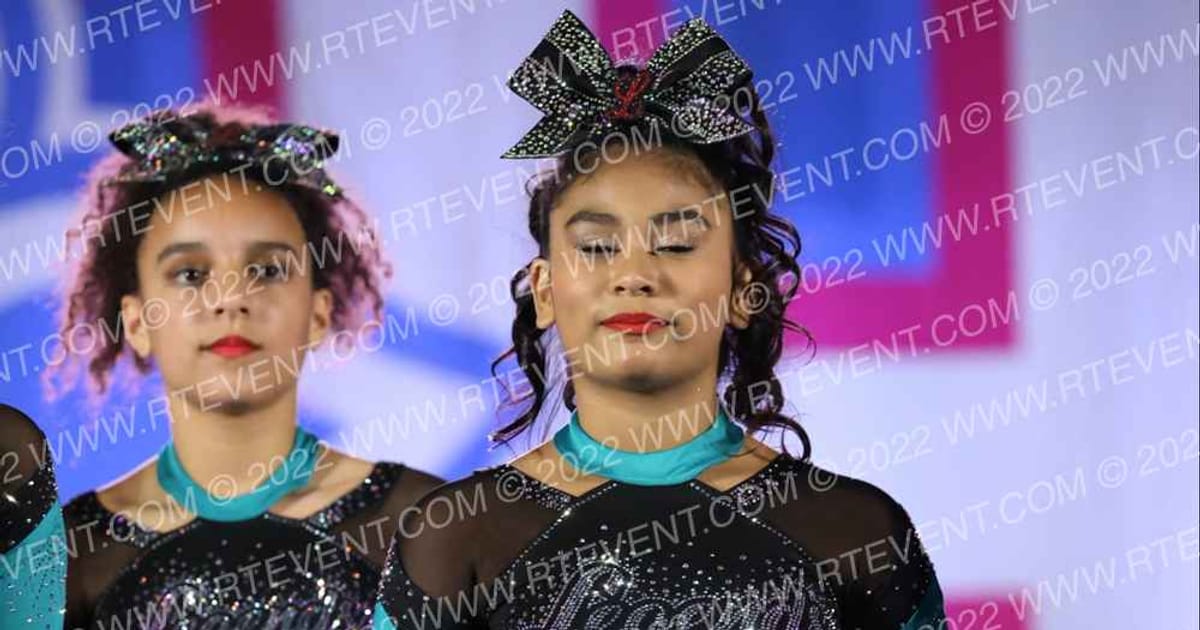 Cheer Extreme Legends · Aloha Gatlinburg Showdown DIDII