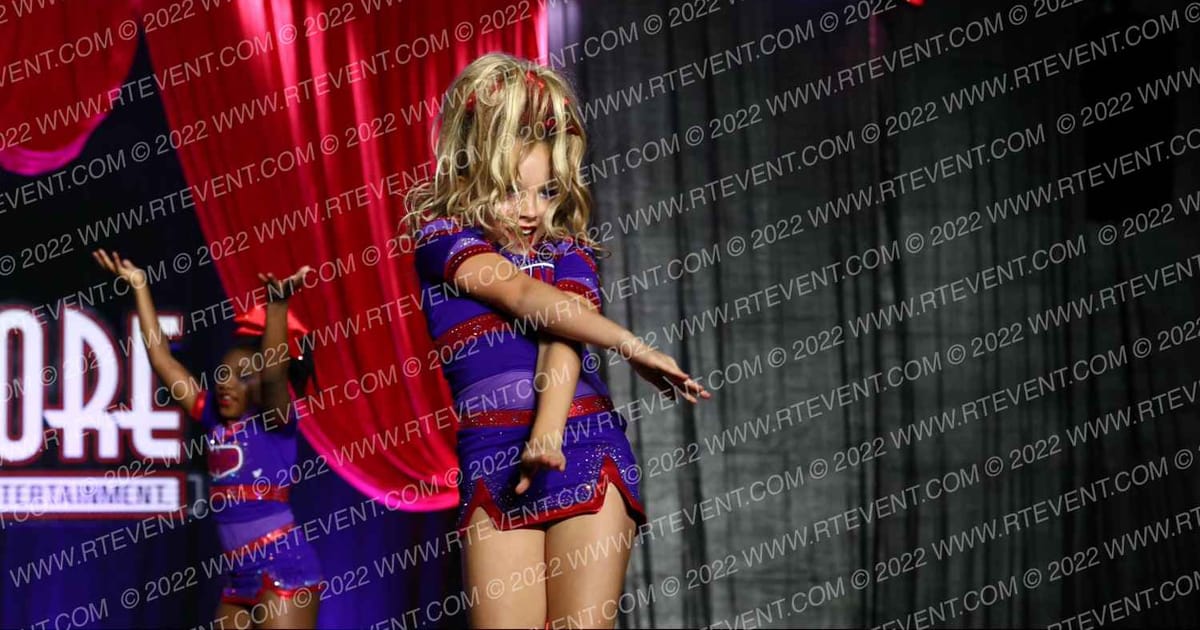 Grand Cheer Queens · Encore Grand Nationals Houston
