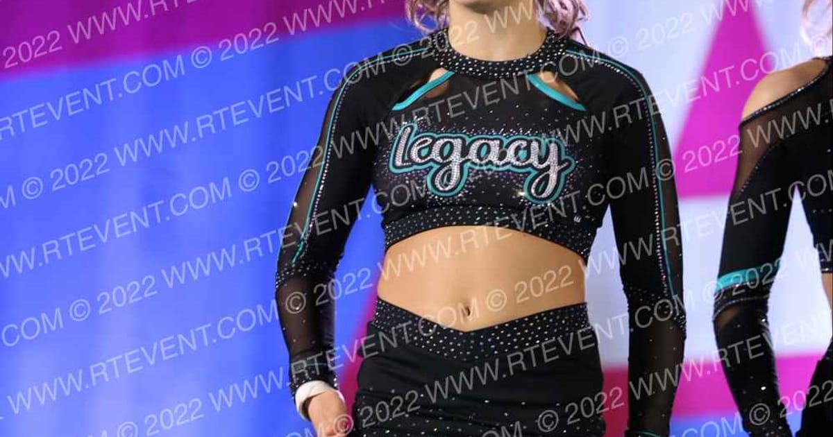 Cheer Extreme Legacy · Aloha Gatlinburg Showdown DIDII