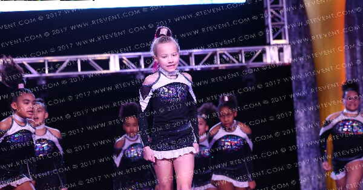 Cats Cheerleading Purrfect Kitties · ACDA Reach the Beach Ocean City Showdown