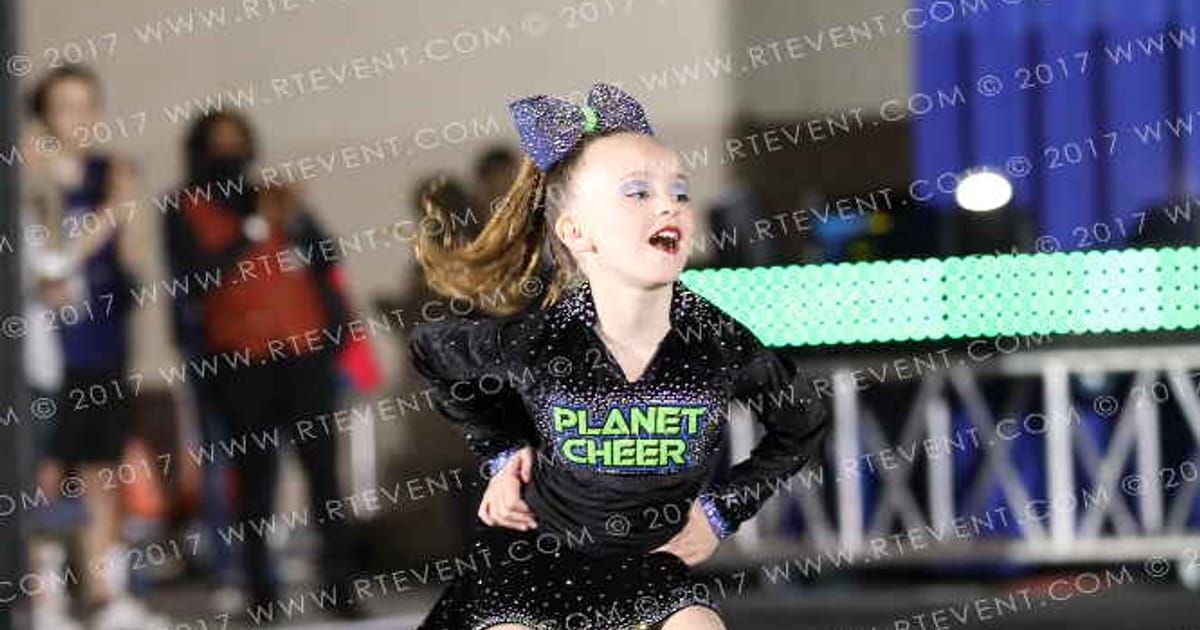 Planet Cheer Gravity · Aurora Grand Nationals
