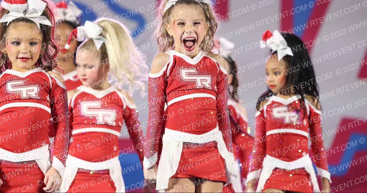 Cheer Revolution Glam Girls · Aloha Gatlinburg Showdown DIDII