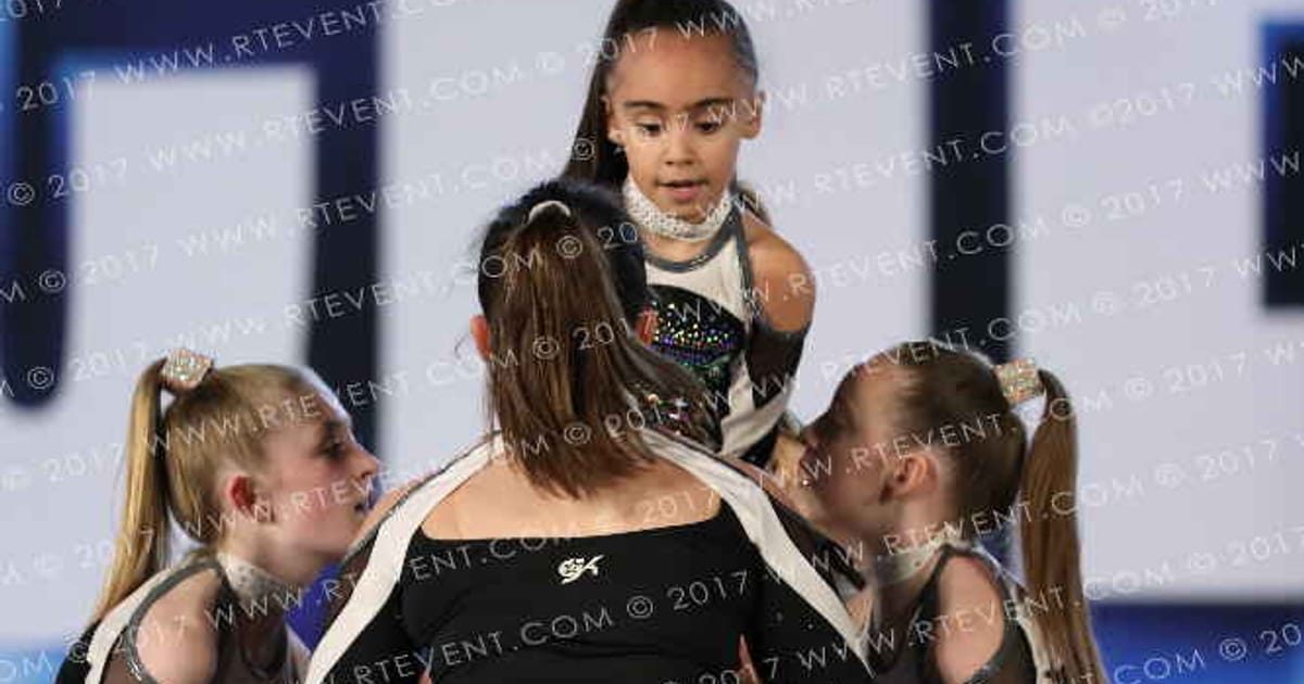 Cats Cheerleading Crystal Cats · OAKS Classic