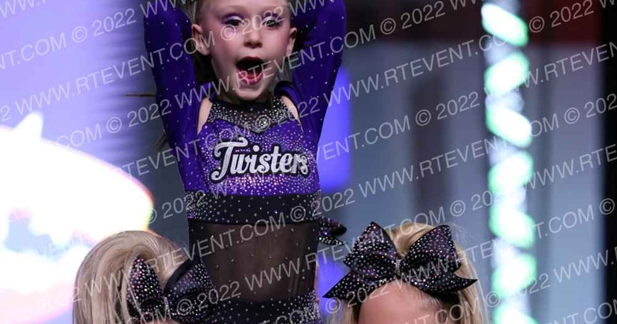 Knoxville Twisters Flurry · ASC Battle Under the Big Top