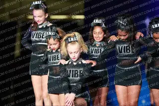 VIBE CHEER J ROYALS