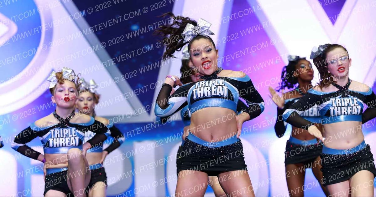 TRIPLE THREAT CHEER       STARLITES · West Coast State Championship
