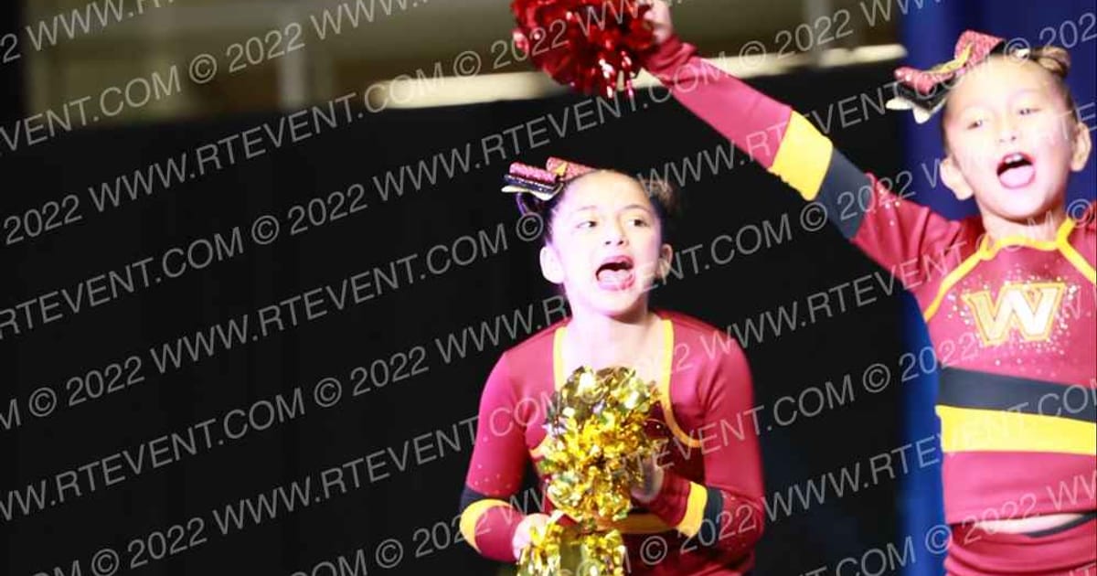 WHITTIER REDSKINS GREMLIN · Holiday Showcase SUNDAY ARENA