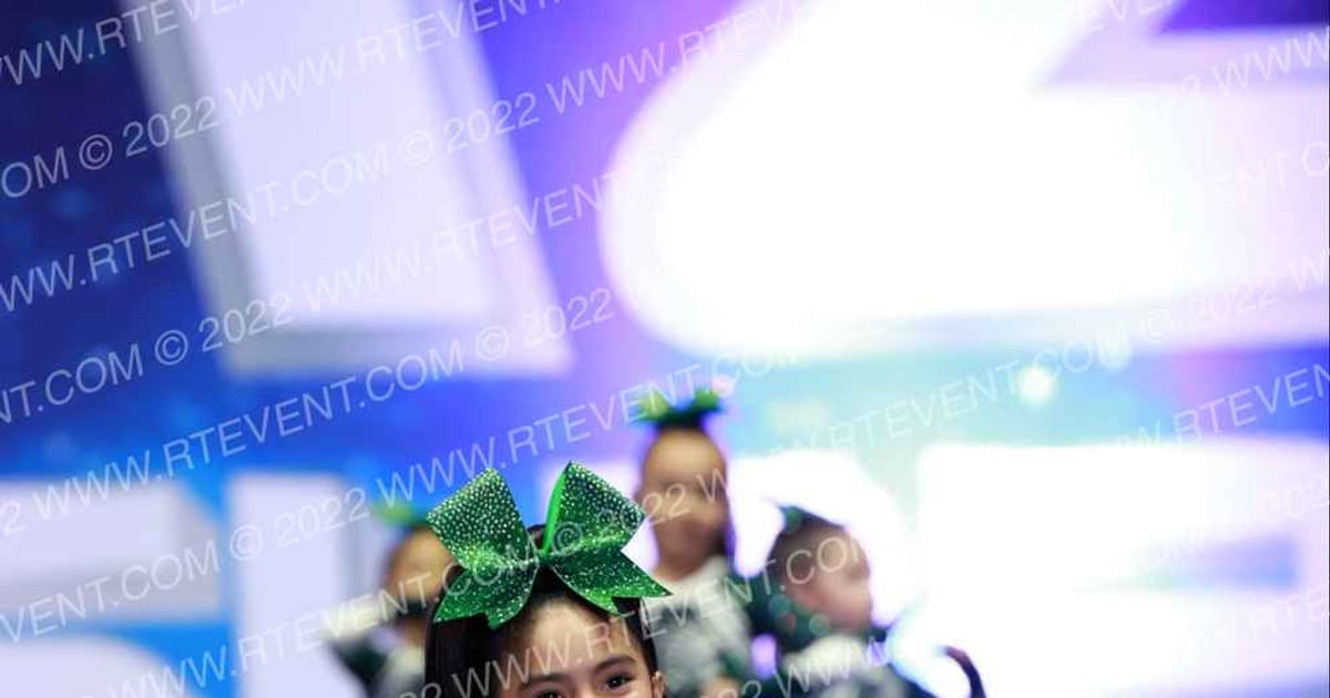 MONTEBELLO INDIANS TINY MITE · Holiday Showcase SUNDAY ARENA