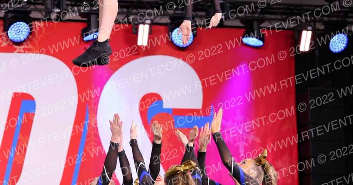 Cheer Athletics - Denver Fre3ze Cats · CHAMPS Grand Nationals DIDII