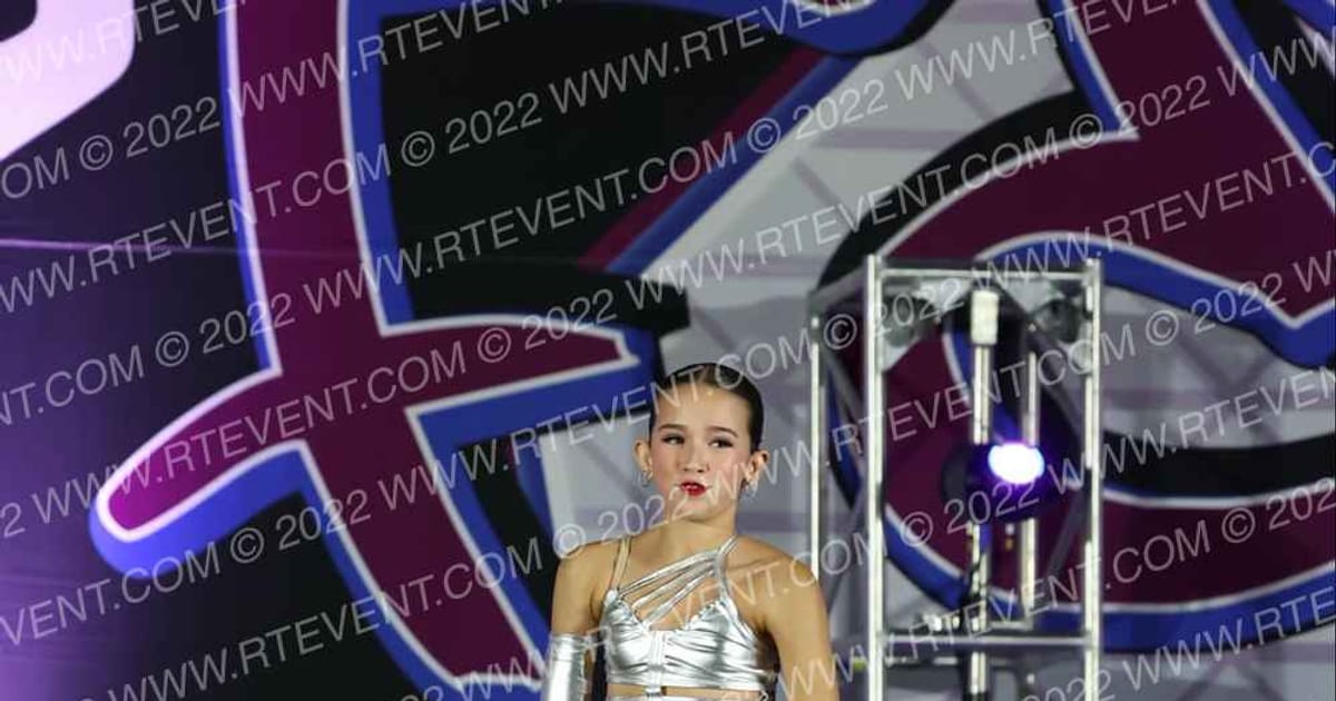 Iowa Elite Dance Team Ambrielle Besler · Dancefest Grand Nationals