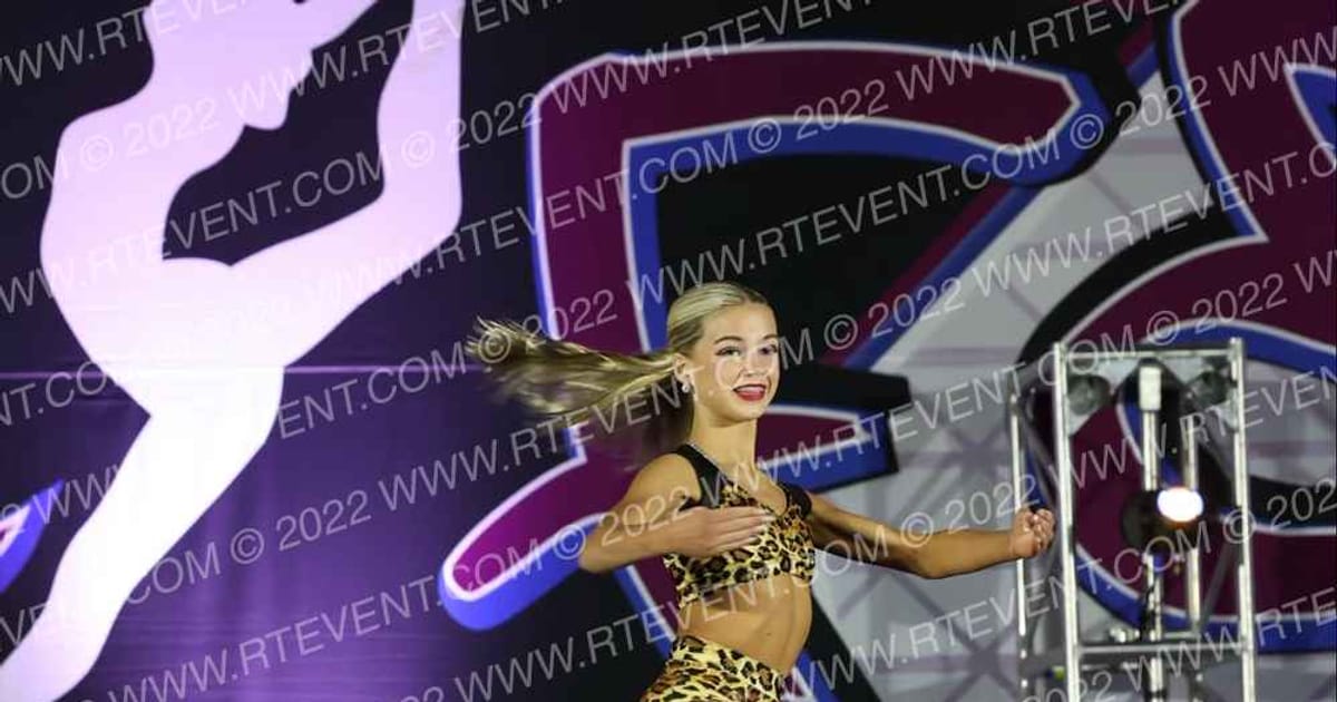 Iowa Elite Dance Team Keely Neilson · Dancefest Grand Nationals