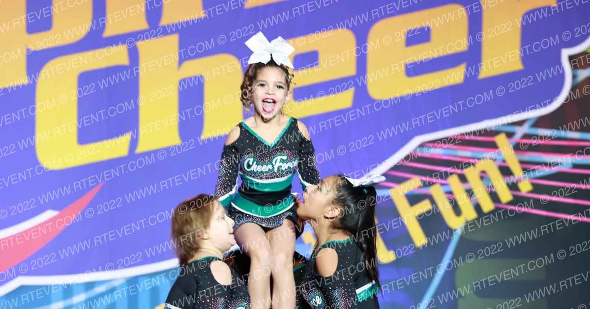 Cheer Force Athletics Reign · Spirit Cheer Super Nationals DIDII