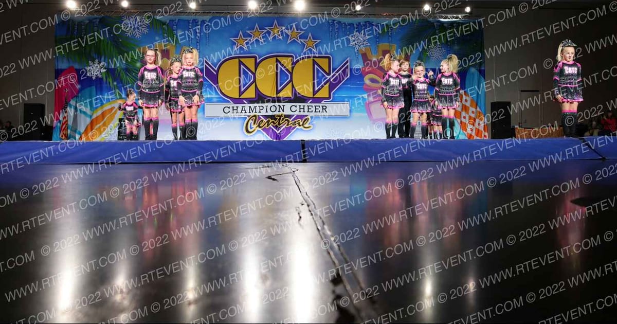 Coach Blondie Tumble and Cheer Frost · Winter Beach Blast