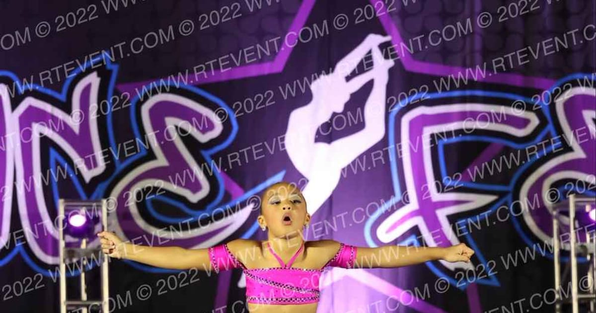 Iowa Elite Dance Team Emeryn Avant · Dancefest Grand Nationals
