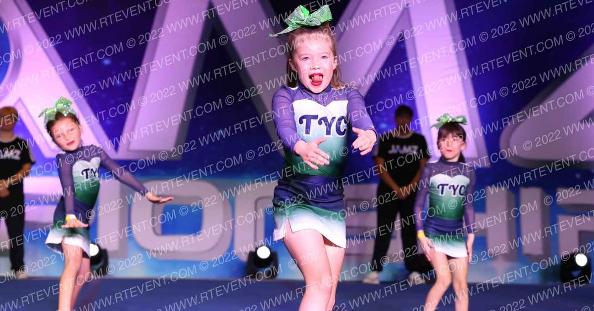 TYC MINI DIVAS · Showdown at the Bay