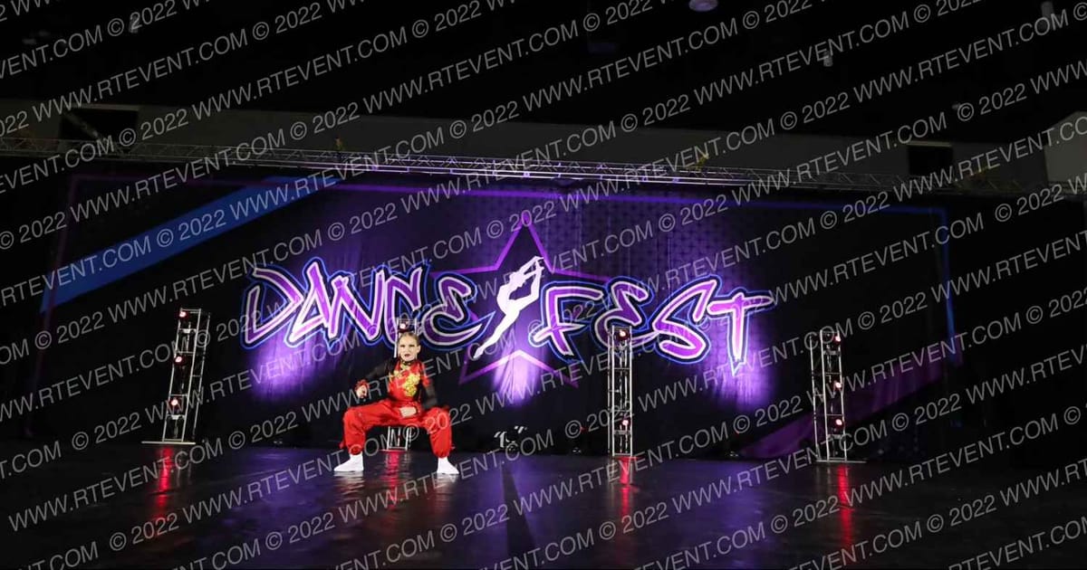 Iowa Elite Dance Team Tiny Pom · Dancefest Grand Nationals