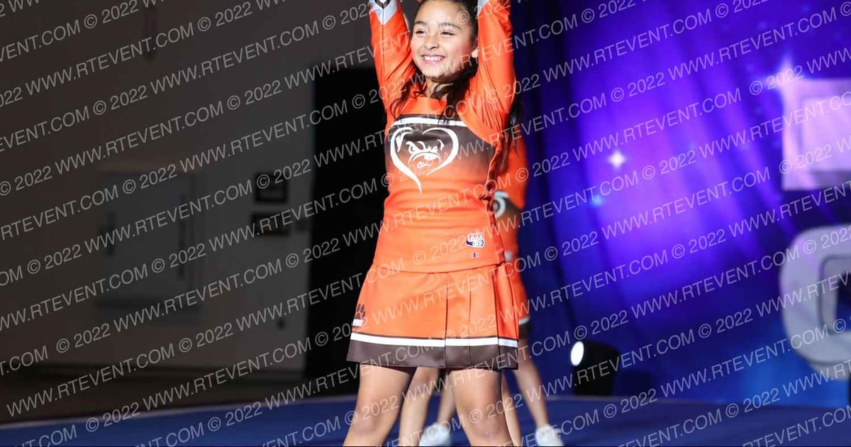 GILROY BROWNS MITY MITE · Showdown at the Bay