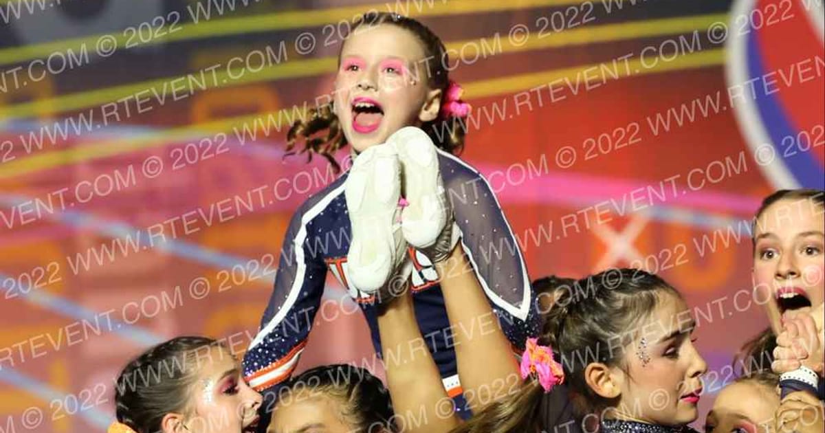Upper Merion All Stars Crystals · Spirit Cheer Super Nationals DIDII