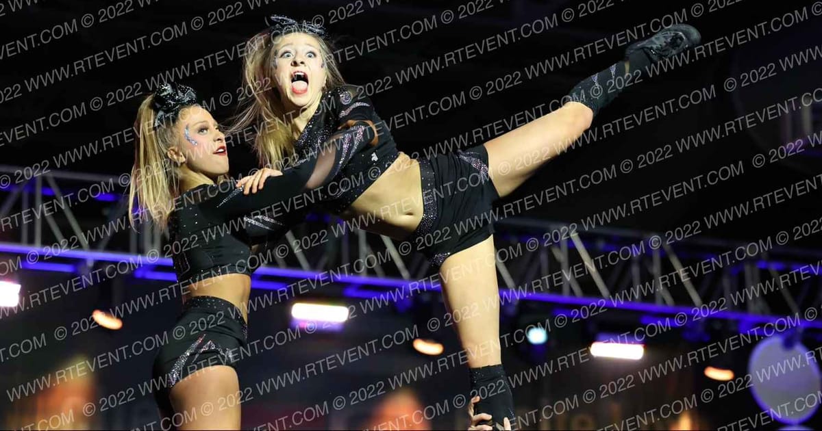 East Celebrity Elite Bomb Squad · Spirit Cheer Super Nationals DIDII