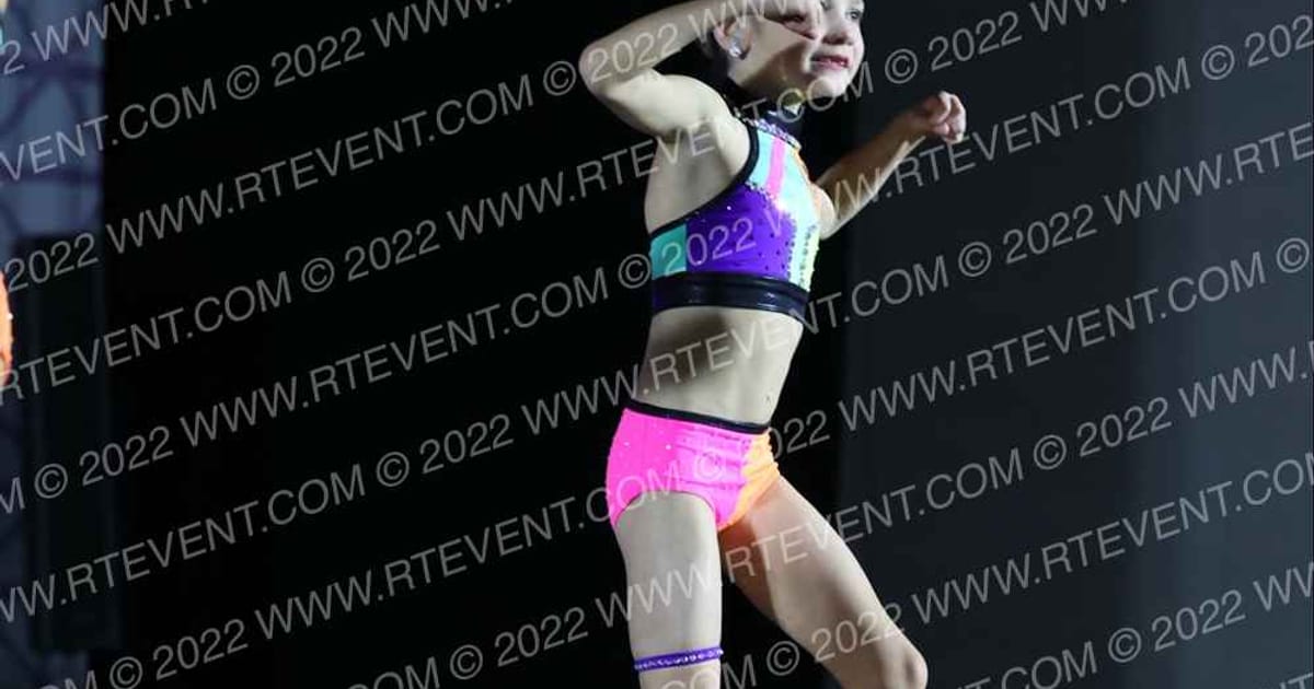 Iowa Elite Dance Team Mini Jazz · Dancefest Grand Nationals