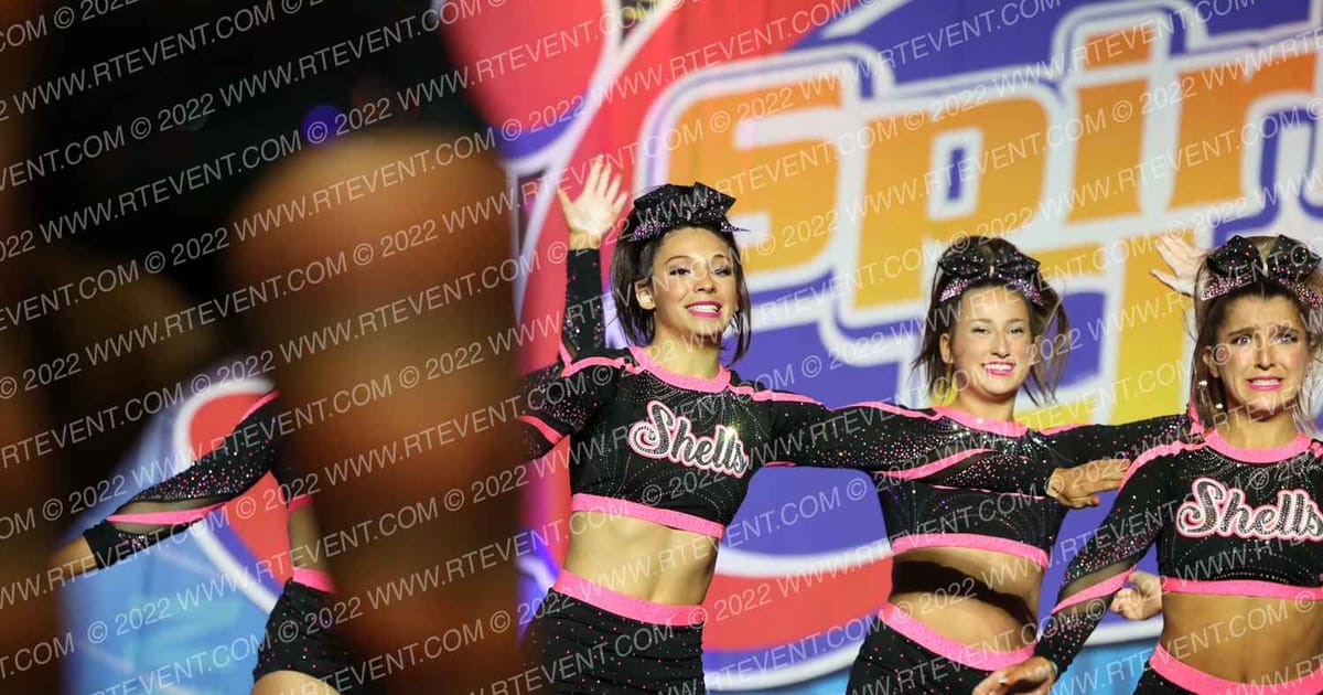 East Celebrity Elite Bombshells · Spirit Cheer Super Nationals DIDII