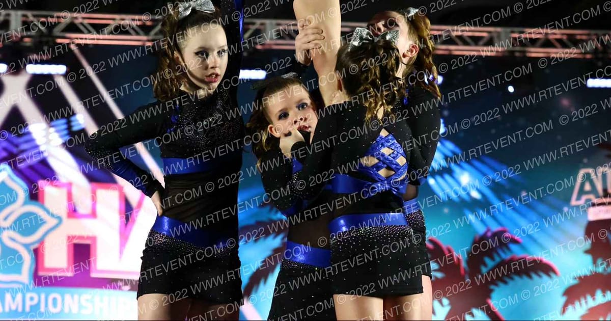 Vault Elite retro · Aloha Portland Showdown DIDII