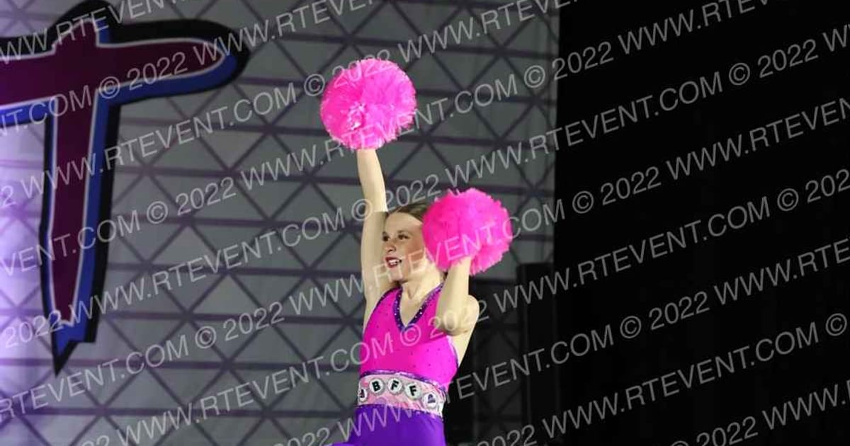 Studio 22 Mini All Star Small Pom · Dancefest Grand Nationals
