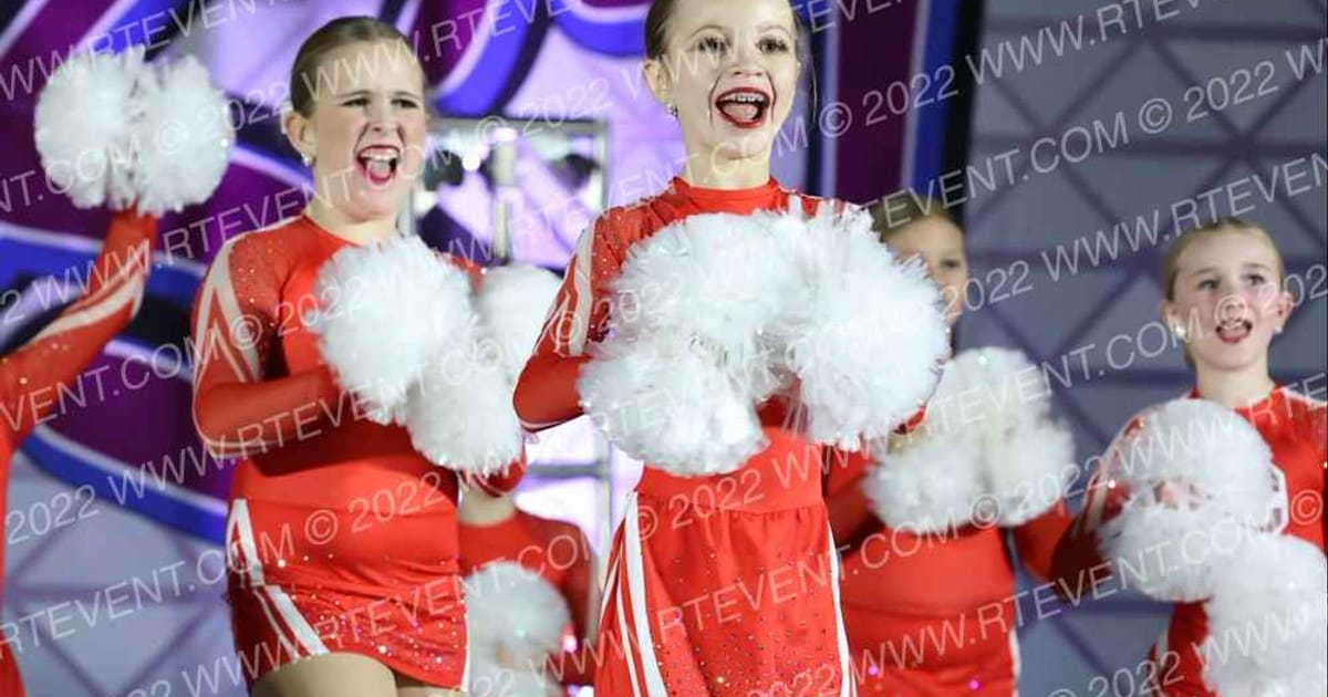 Lake Country Dance Studio Mini Elite All Stars Pom · Dancefest Grand Nationals