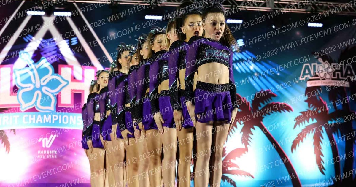 Premier Cheer Northwest Sr. Luxe · Aloha Portland Showdown DIDII