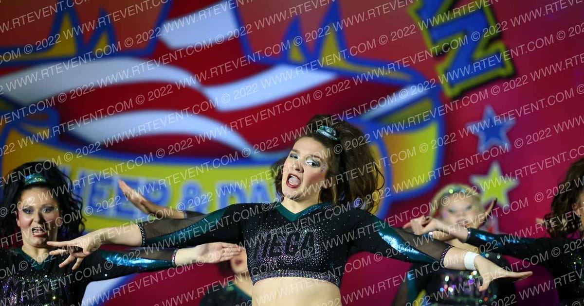 Mega Cheer Fuego · The American Heartland