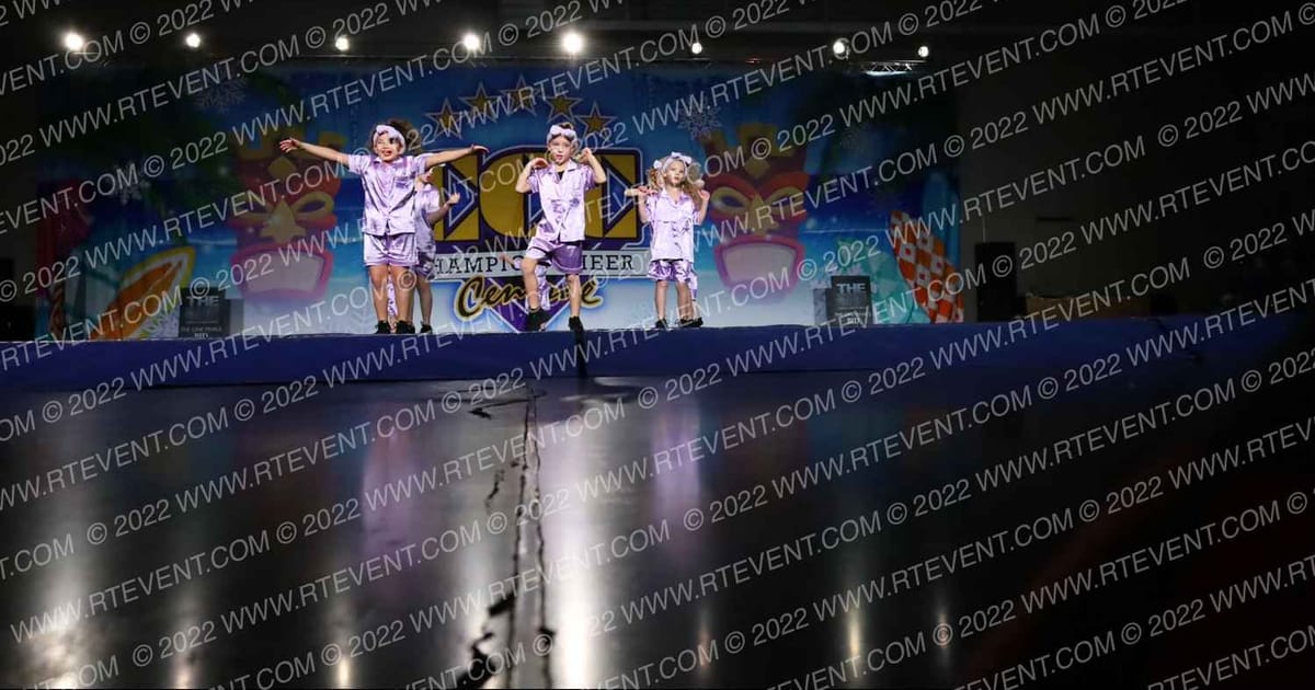 Xplosion Allstars Shimmer · Winter Beach Blast