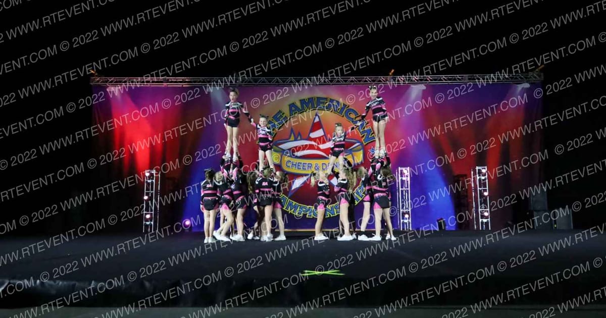 Encore Athletics Divas · The American Heartland