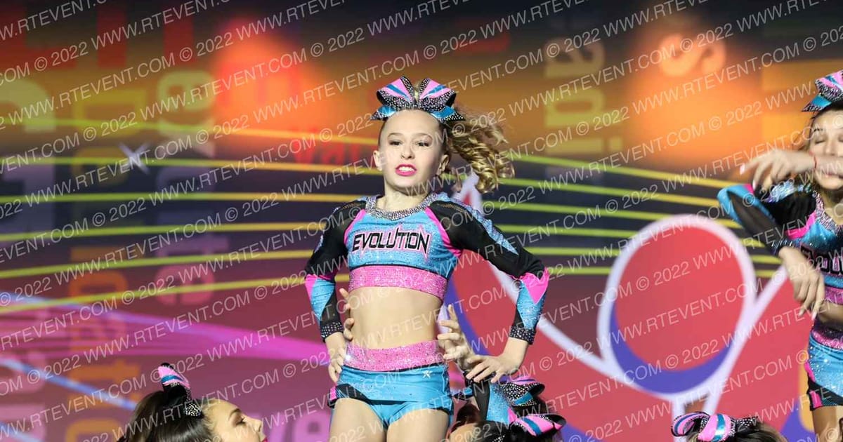 Evolution Cheer Teal Rage · Spirit Cheer Super Nationals DIDII