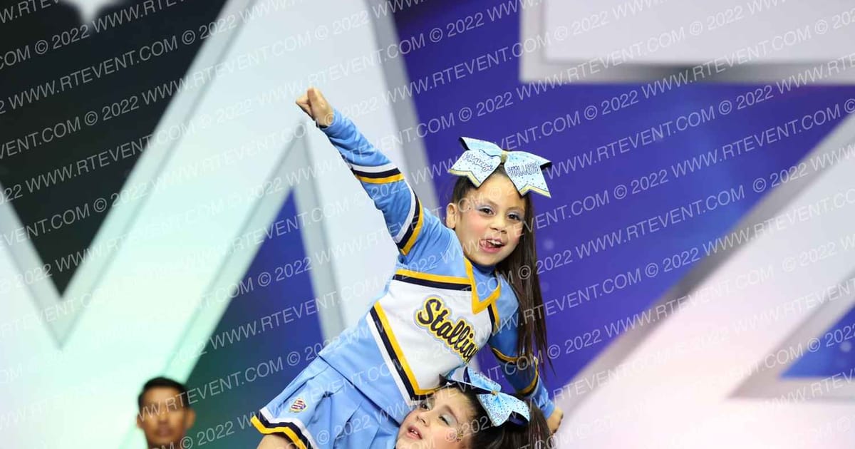 EL SERENO STALLIONS JR GREMLINS CHEER · Palms and Pyramids