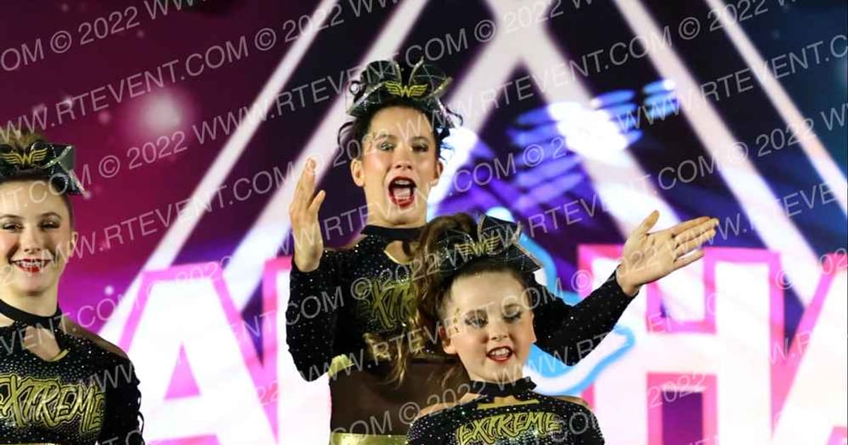 Washington Extreme Glam Girls · Aloha Portland Showdown DIDII
